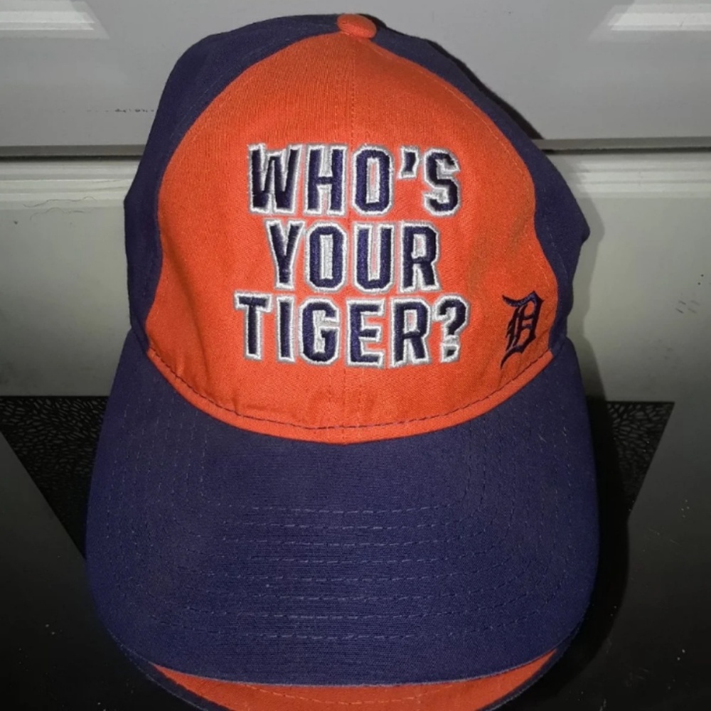 PINK Detroit Tigers Hat